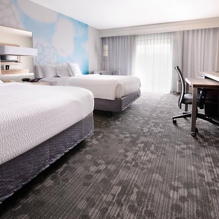 Courtyard By Marriott Houston Northwest Hotel Екстериор снимка